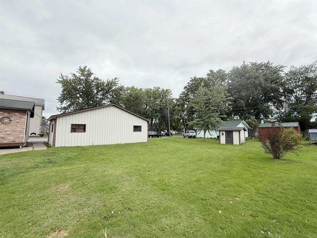 204 S STATE HIGHWAY 13, Stetsonville, WI 54480