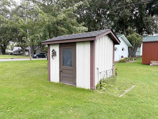 204 S STATE HIGHWAY 13, Stetsonville, WI 54480