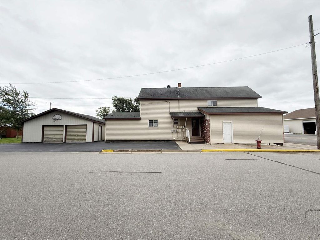 204 S STATE HIGHWAY 13, Stetsonville, WI 54480