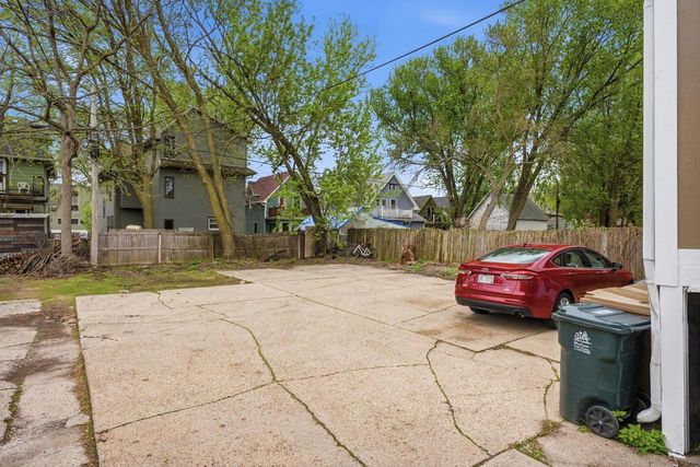 2027 Washington Avenue, Madison, WI 53704