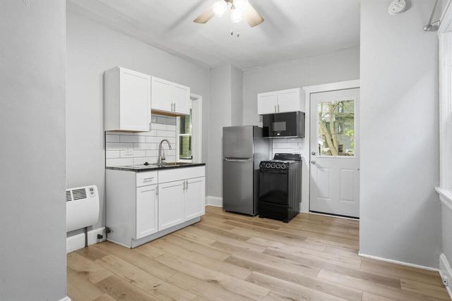 2027 Washington Avenue, Madison, WI 53704