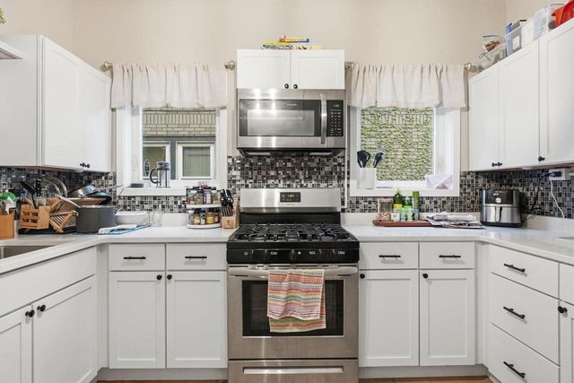 2027 Washington Avenue, Madison, WI 53704
