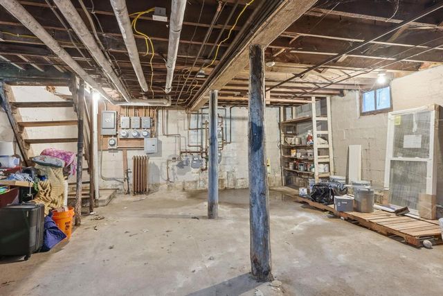 2027 Washington Avenue, Madison, WI 53704