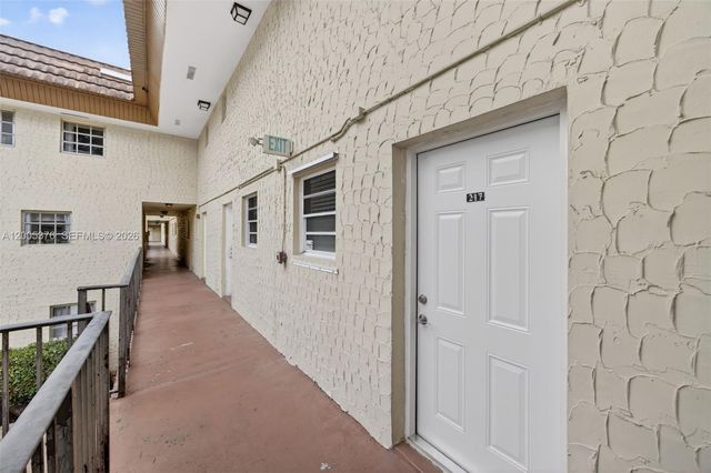 8550 SW 109th Ave 5-217, Miami, FL 33173