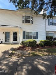 3835 Sterling Pointe Drive Rr5, Winterville, NC 28590