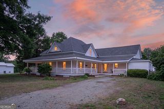 56 Eaves Drive, Temple, GA 30179
