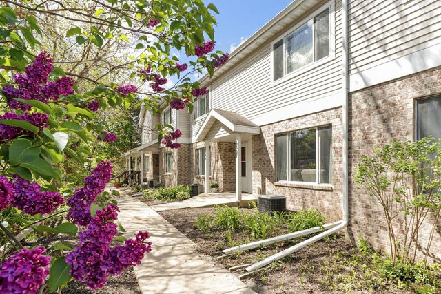 6809 Raymond Road, Madison, WI 53719