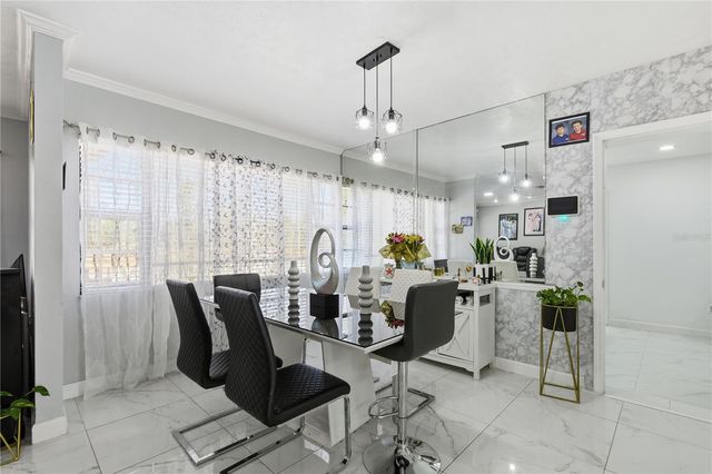 1506 S OREGON CIRCLE, Tampa, FL 33612