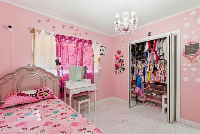 1506 S OREGON CIRCLE, Tampa, FL 33612