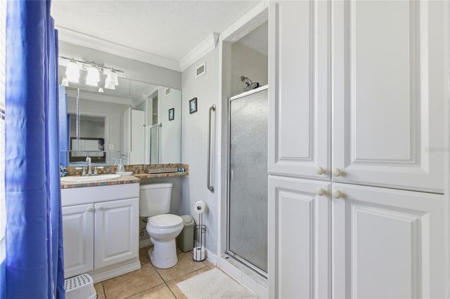 1506 S OREGON CIRCLE, Tampa, FL 33612