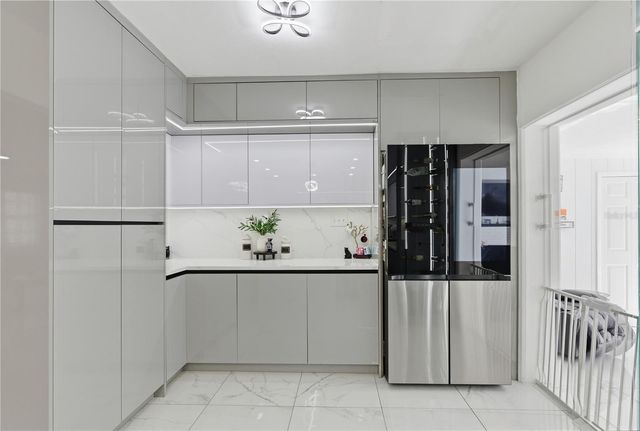 1506 S OREGON CIRCLE, Tampa, FL 33612