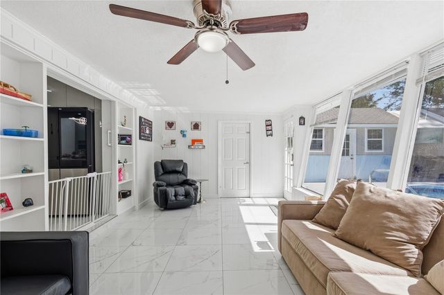 1506 S OREGON CIRCLE, Tampa, FL 33612