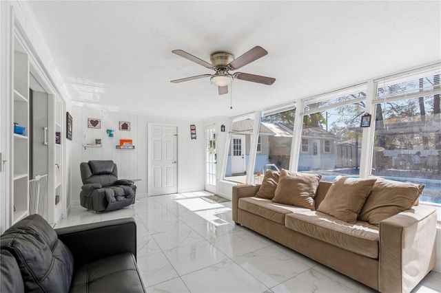 1506 S OREGON CIRCLE, Tampa, FL 33612