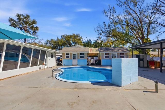 1506 S OREGON CIRCLE, Tampa, FL 33612