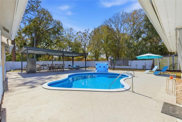 1506 S OREGON CIRCLE, Tampa, FL 33612