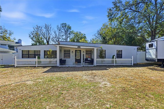 1506 S OREGON CIRCLE, Tampa, FL 33612