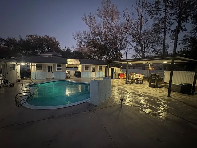 1506 S OREGON CIRCLE, Tampa, FL 33612