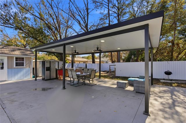 1506 S OREGON CIRCLE, Tampa, FL 33612