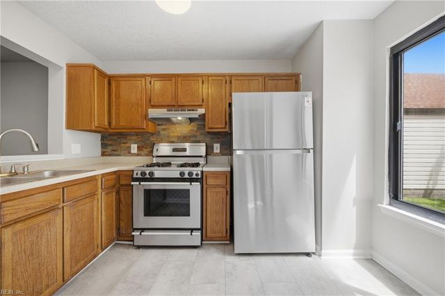 736 Hecate DR, Virginia Beach, VA 23454