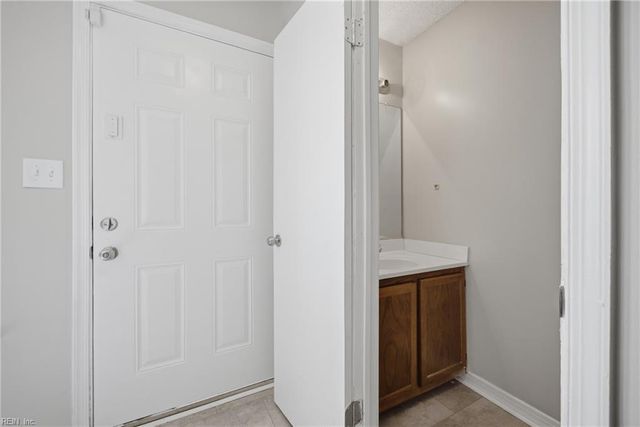 736 Hecate DR, Virginia Beach, VA 23454