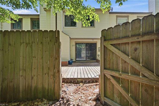 736 Hecate DR, Virginia Beach, VA 23454