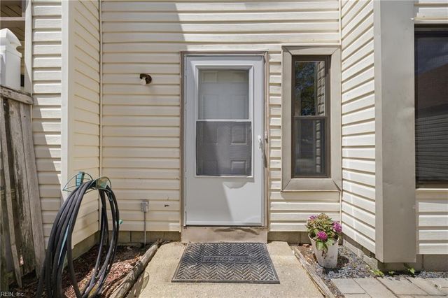 736 Hecate DR, Virginia Beach, VA 23454