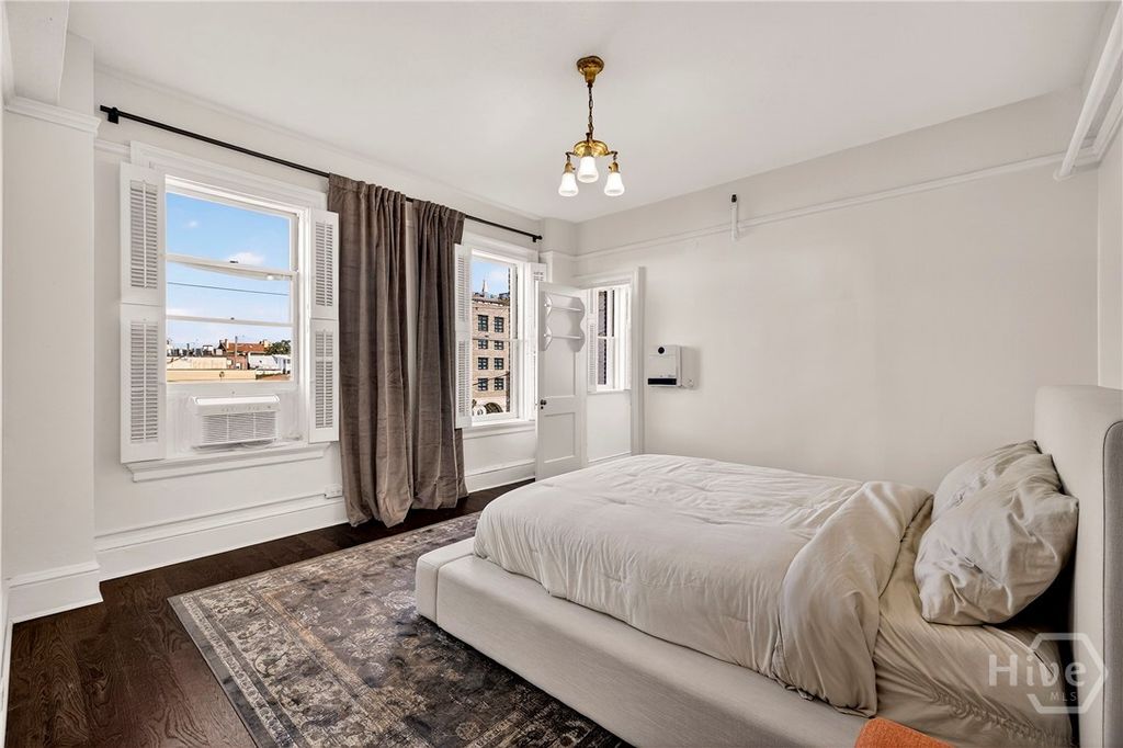 Image 10 of property listing at 24 E Liberty Street 36, Savannah, GA 31401