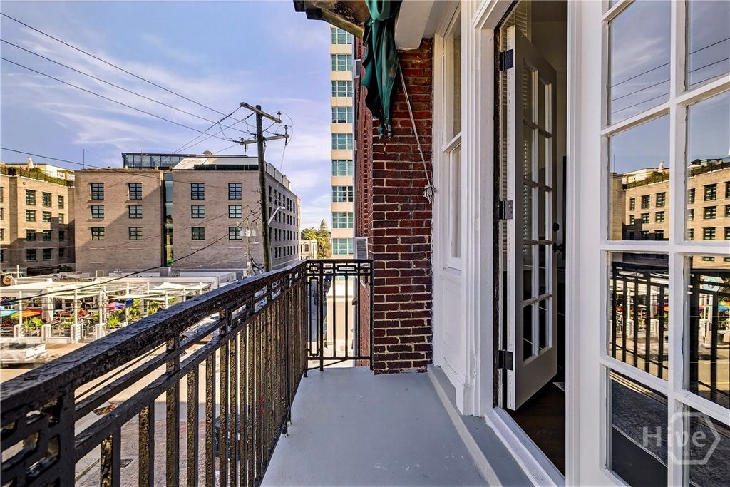 Image 7 of property listing at 24 E Liberty Street 36, Savannah, GA 31401