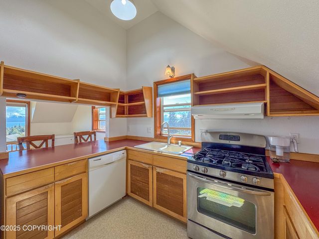 124 Mountain View Drive, Homer, AK 99603