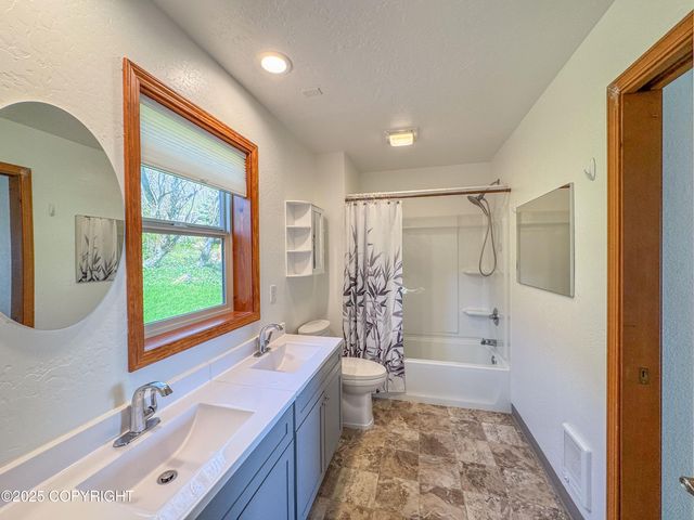124 Mountain View Drive, Homer, AK 99603