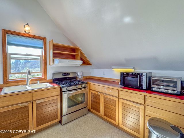 124 Mountain View Drive, Homer, AK 99603