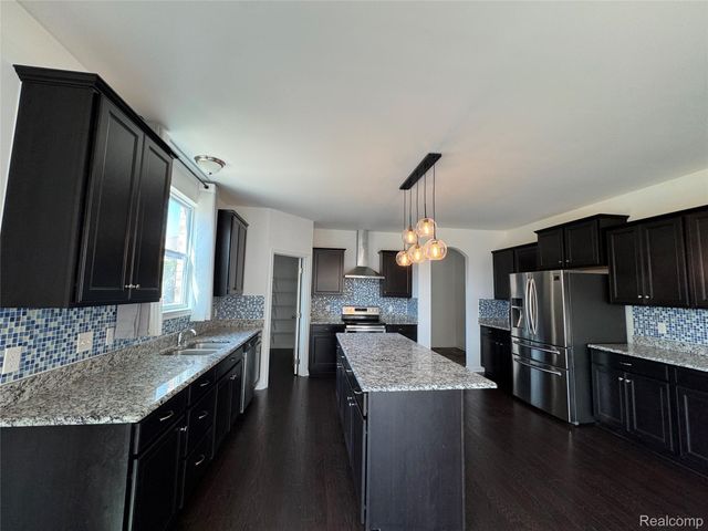 7722 Ryder, Shelby Charter Township, MI 48317