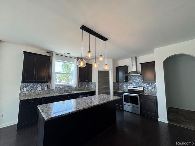 7722 Ryder, Shelby Charter Township, MI 48317