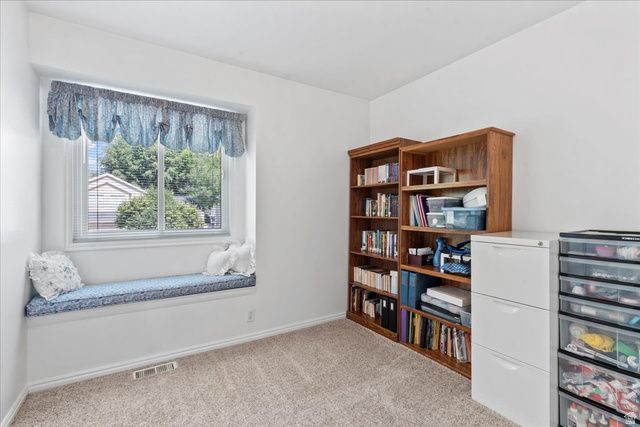 8260 S 560 E, Sandy, UT 84070