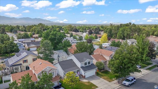 8260 S 560 E, Sandy, UT 84070