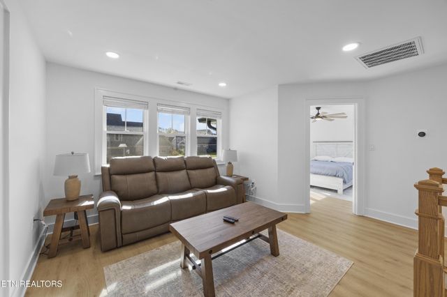 373 Ironwood Lane, Loudon, TN 37774