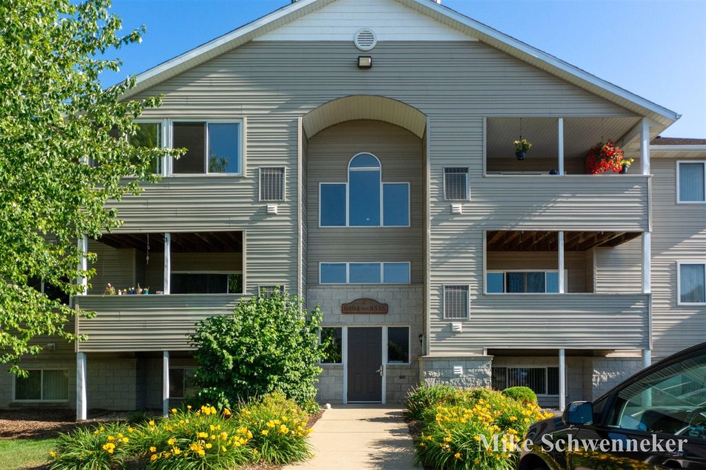 8496 Jasonville Court 102, Caledonia, MI 49316
