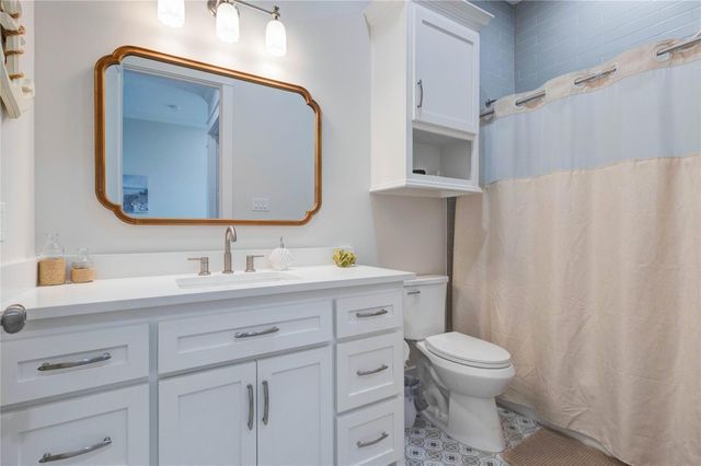 4010 Miramar Court, Galveston, TX 77554