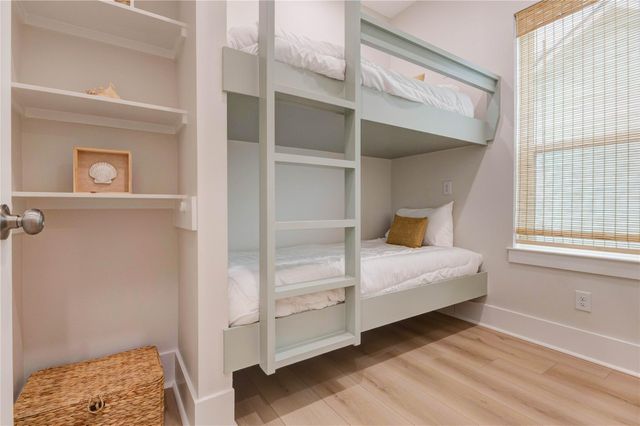 4010 Miramar Court, Galveston, TX 77554