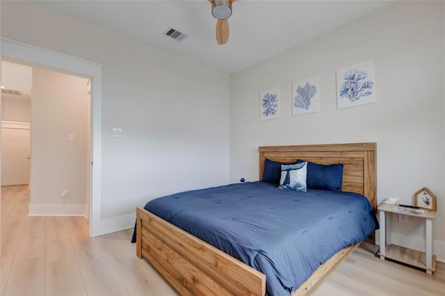 4010 Miramar Court, Galveston, TX 77554