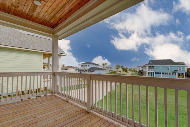 4010 Miramar Court, Galveston, TX 77554
