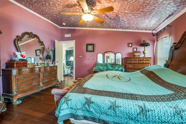 5177 Timarron Drive, Scurry, TX 75158