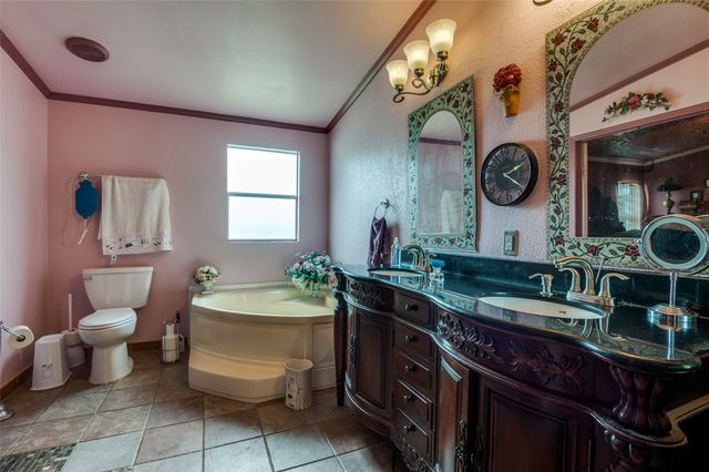 5177 Timarron Drive, Scurry, TX 75158