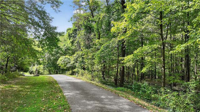 0 Dutch Ridge Rd, Brighton Twp, PA 15009