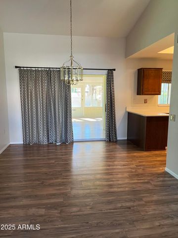 15011 W Blue Verde Drive, Sun City West, AZ 85375