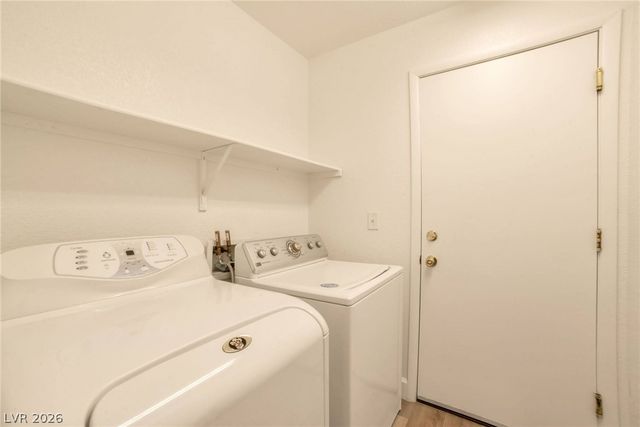 10274 Chigoza Pine Avenue, Las Vegas, NV 89135
