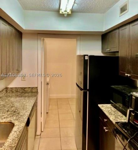 5720 Rock Island Rd 385, Tamarac, FL 33319