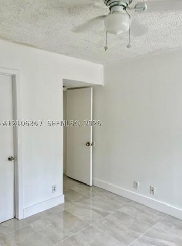 5720 Rock Island Rd 385, Tamarac, FL 33319