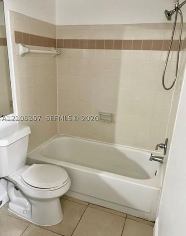 5720 Rock Island Rd 385, Tamarac, FL 33319