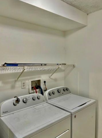 5720 Rock Island Rd 385, Tamarac, FL 33319